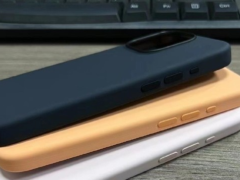 碌曲苹果14维修站分享iPhone14手机壳能直接给iPhone15用吗?